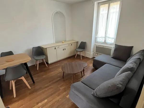 T2 rénové Allées du Parc