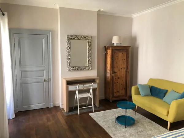 Loue appartement T1 bis meublé hypercentre de Nantes (44) - 35m²