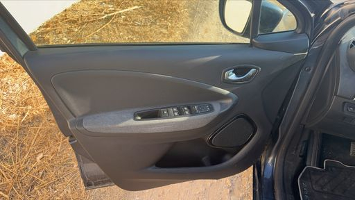 Renault Zoe R135 52 kWh - Intens – 2021 – 48600 km – Électrique – Boîte Automatique — photo 19