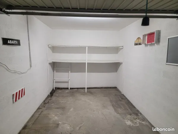 Stationnement Vente Villeneuve-Loubet  12m² 28000€