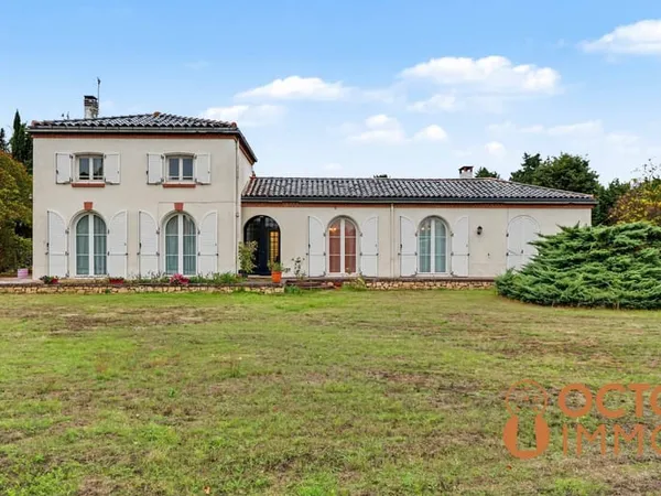 PROPRIÉTÉ DE CARACTÈRE AVEC GRAND TERRAIN À TOULOUSE LARDENN