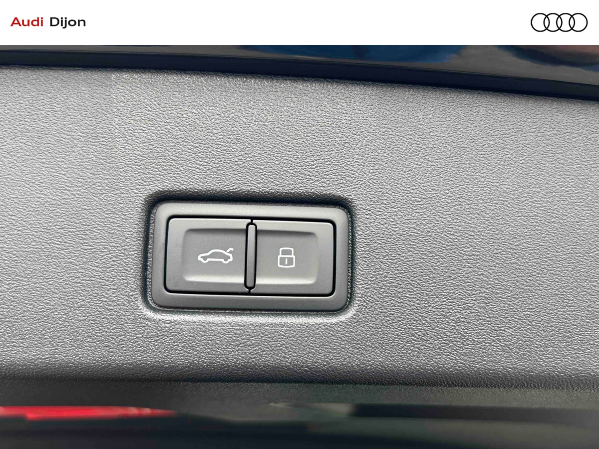 Audi Q4 SUV e-tron Performance Pack Business — photo 24