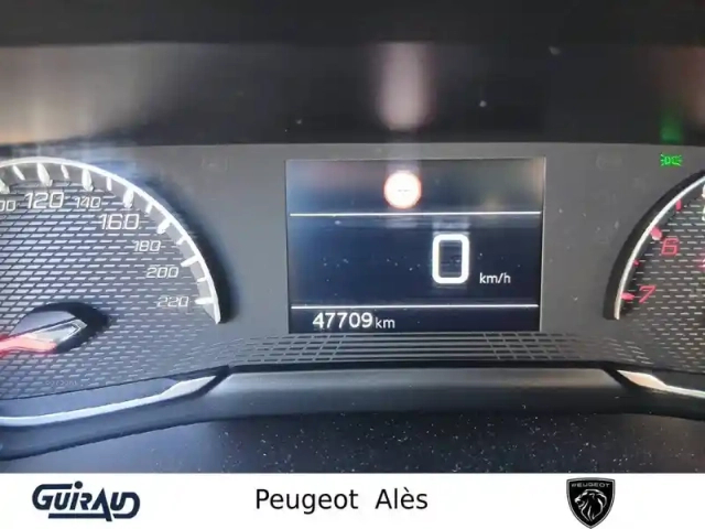 Peugeot 208 puretech 100 s&amp;s bvm6 — photo 42