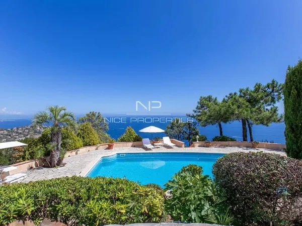 Le Trayas : Exceptionnelle villa avec vue mer panoramique