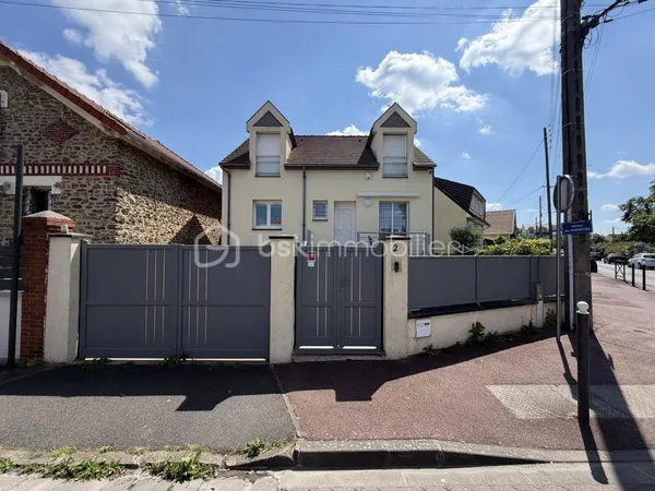 MAISON INDIVIDUELLE 90M2 (106M2 AU SOL) + SOUS SOL TOTAL 75M2 SUR 398M2 DE PARCELLE