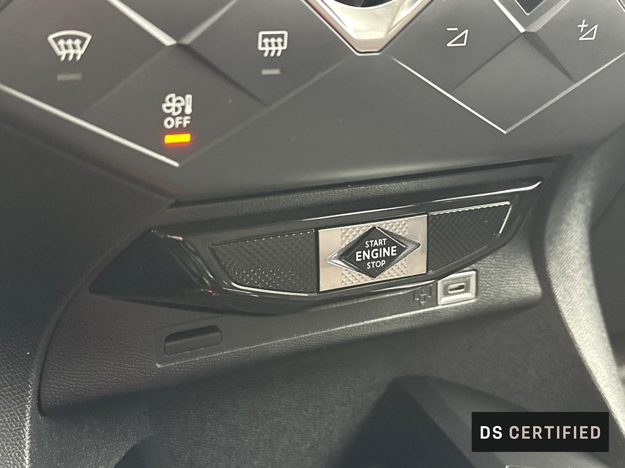 Ds Ds 3 crossback puretech 130 eat8 performance line+ — photo 32