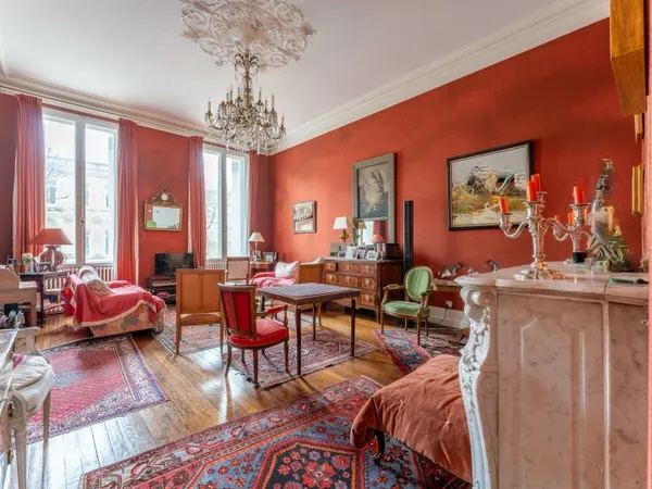 Vends hôtel particulier - 385m²