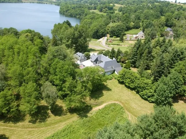 Dpt Hautes Pyrénées (65), à vendre LOURDES Ensemble immobilier collectif