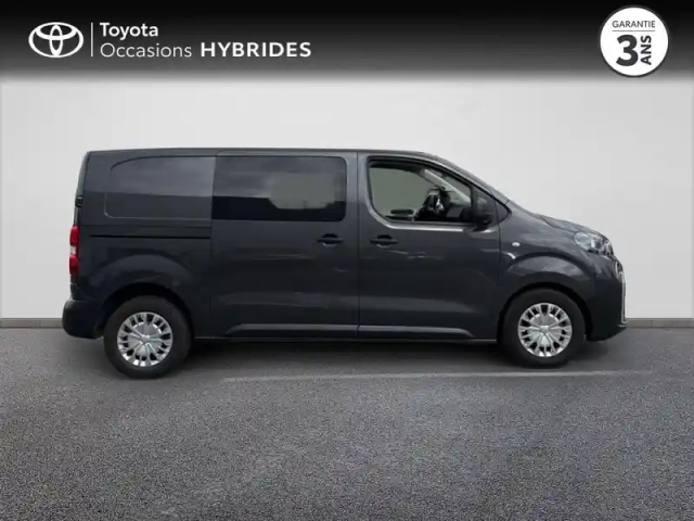 Toyota Proace medium 2.2 d-4d 150 cabine approfondie start pack confort bva my25 — photo 9