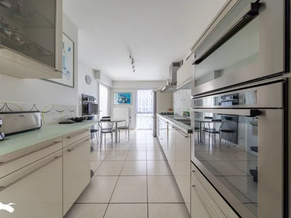 Appartement 4 pièces 105 m²