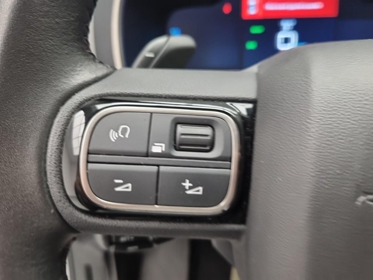 Citroën C5 Aircross hybride rechargeable 225 e-eat8 c-series — photo 22