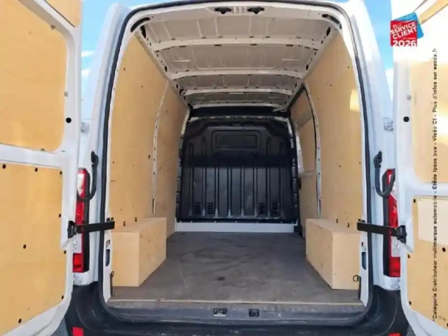 Renault Master fg f3500 l2h2 2.3 blue dci 135ch confort euro6e — photo 29