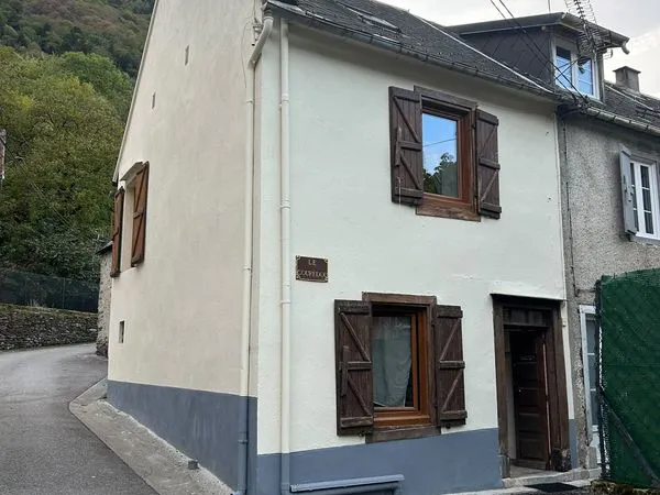 Maison Arlos location