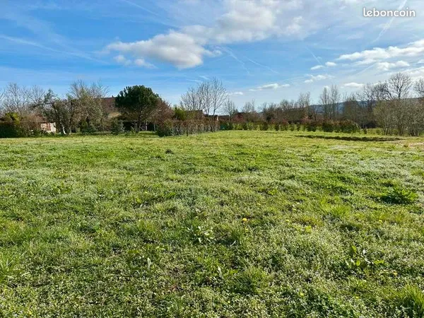 Terrain 1 013 m² Cavagnac