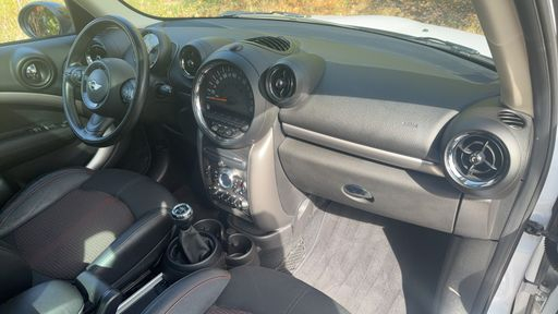 Mini Countryman 2.0 Cooper D 112 - Chili – 2016 – 127569 km – Diesel – Boîte Manuelle — photo 20