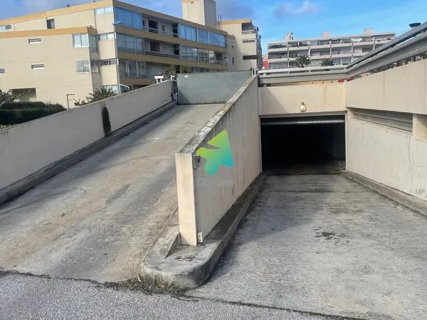 Parking/box 12 m² Canet-en-Roussillon