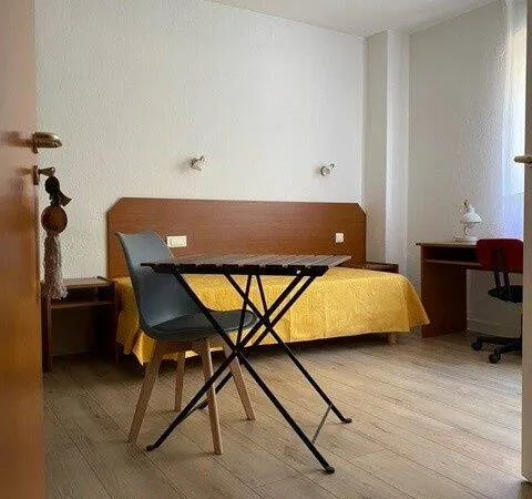 Studio 1 pièce 18 m²