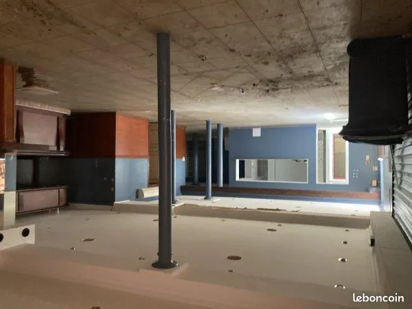 Local d'activité 260 m²