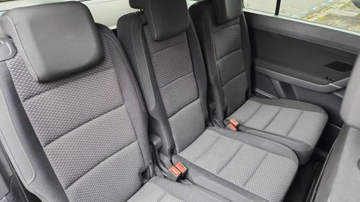 Volkswagen Touran 1.6 TDI 115 DSG7 - Confortline Business 7pl – 2018 – 195143 km – Diesel – Boîte Automatique — photo 48