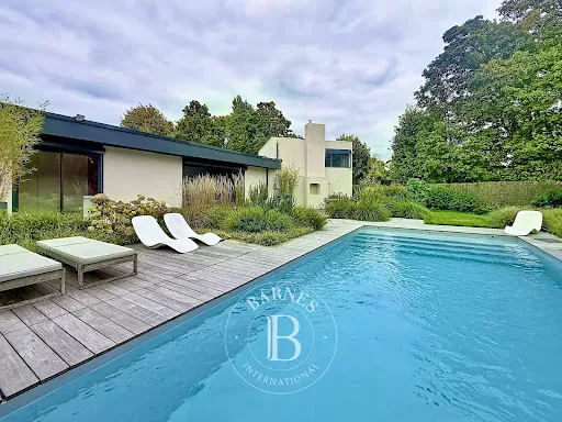 Propriété 8 pièces 280 m²