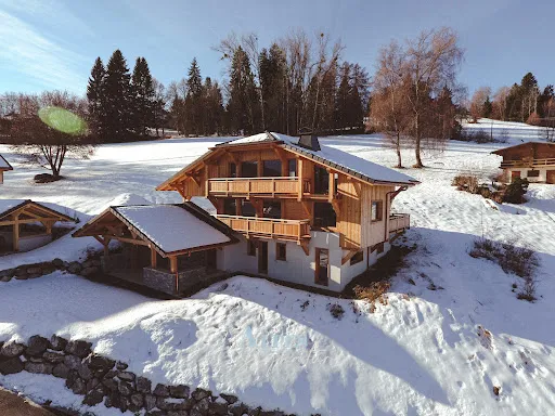 Chalet 8 pièces 305 m²