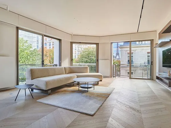 Appartement 3 pièces 150 m²