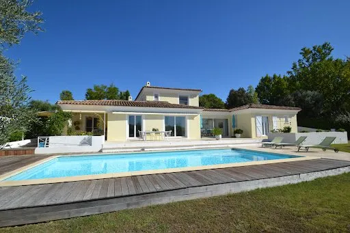 Maison 7 pièces 206 m²