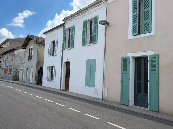 Maison de ville avec jardin Mont De Marsan 4 pièce(s) 97.59 m2 potentiel travaux
