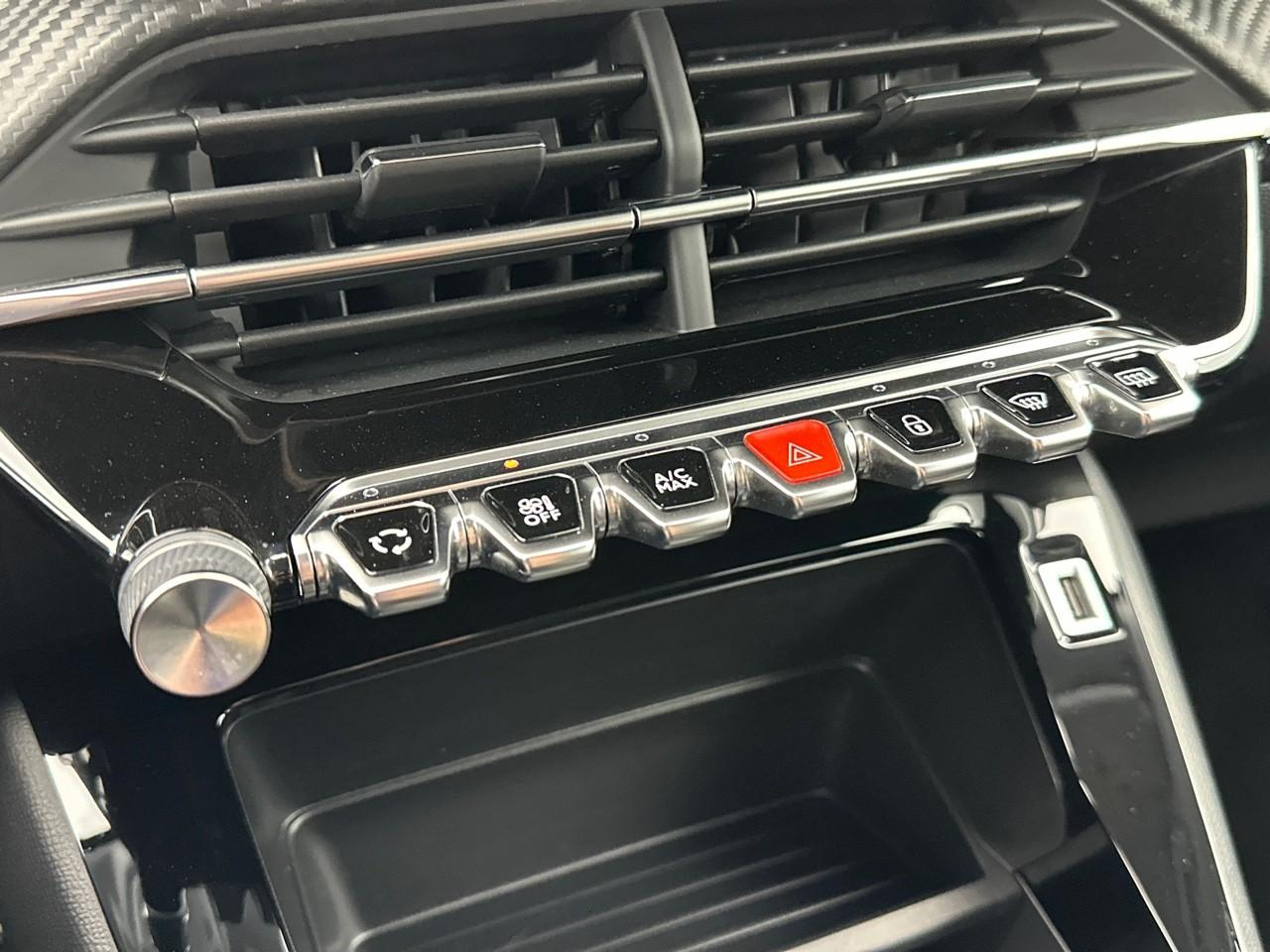 Peugeot 208 puretech 100 s&s bvm6 style — photo 26