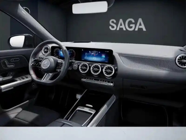 Mercedes Gla 200 d amg line — photo 40