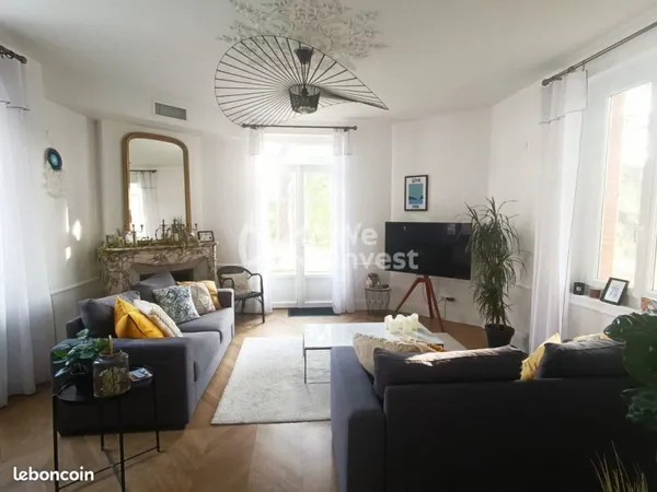 Maison 13 pièces 282 m²