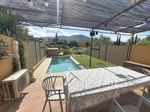 Maison - piscine - 4 chambres possibles- petite copropriété