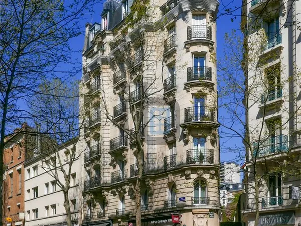 Boutique 39 m² PARIS