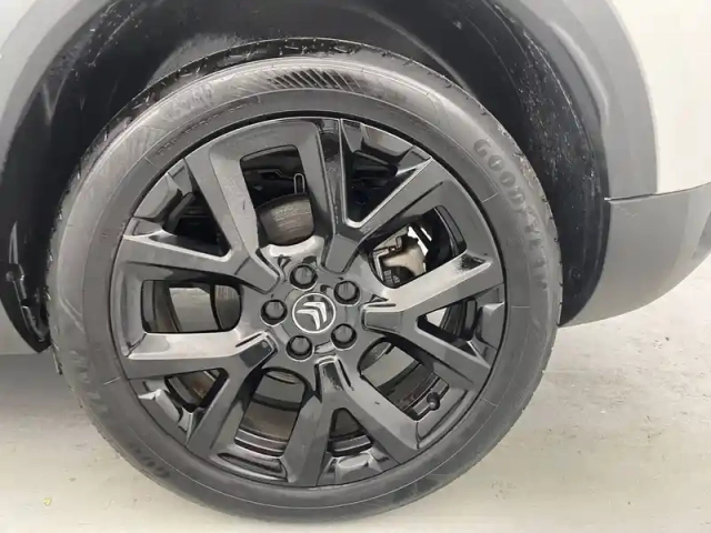 Citroën C5 Aircross hybride rechargeable 225 s&amp;s e-eat8 — photo 9