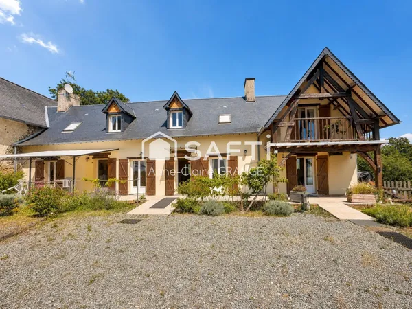 Niché au coeur d'un hameau paisible