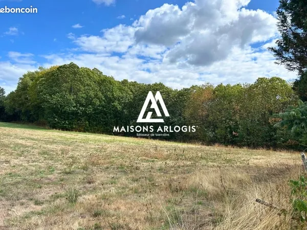 Terrain 6 636 m² Saint Jouvent
