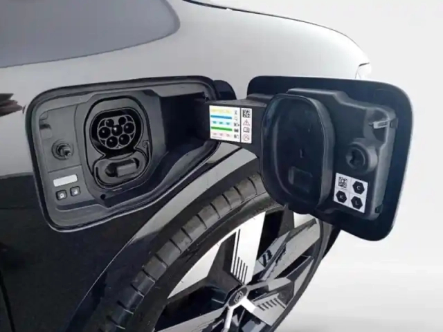Renault Megane e-tech electric ev60 220ch techno optimum charge -b — photo 10