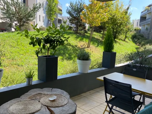 Loue appartement meublé