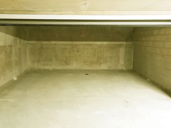 Garage en sous-sol proche hypercentre