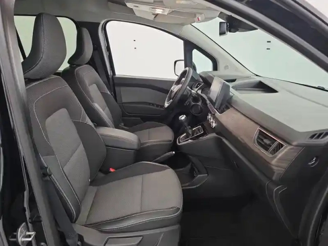 Renault Kangoo blue dci 115 — photo 211