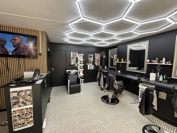 Bien Commercial À Vendre