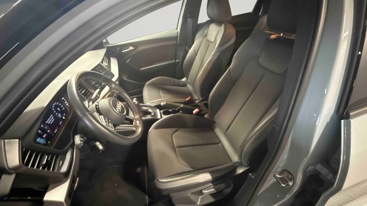 Audi A1 Sportback 30 TFSI 116 ch S tronic 7 — photo 11