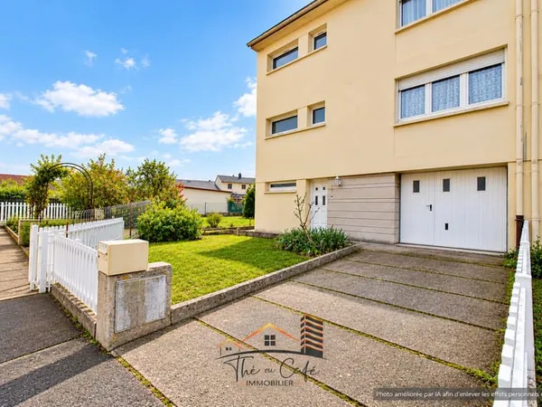 VOLSTROFF : MAISON DES ANNEES 60 A RENOVER AVEC FORT POTENTIEL