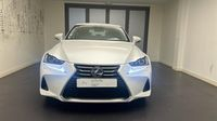 Lexus Is 300h Pack Business — photo 1
