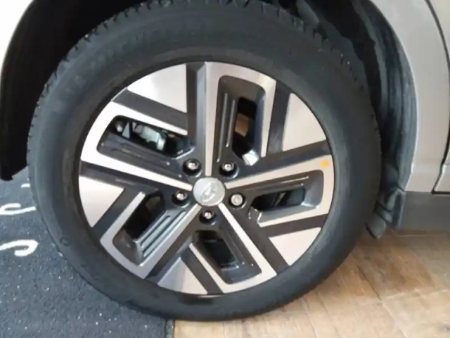 Hyundai Kona electrique 64 kwh - 204 ch — photo 19