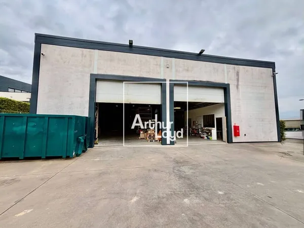 Local d'activité 552 m²