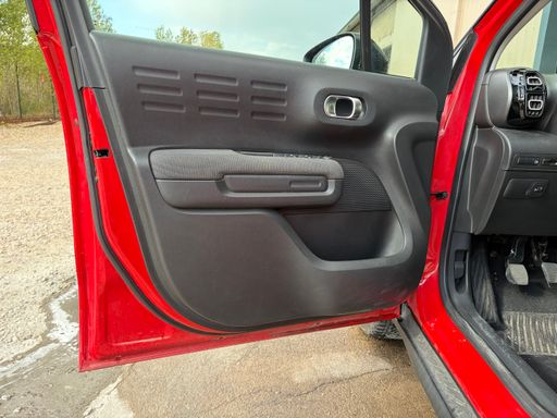 Citroen C3 Aircross 1.2 PureTech 130 - Shine Business – 2018 – 110761 km – Essence – Boîte Manuelle — photo 40