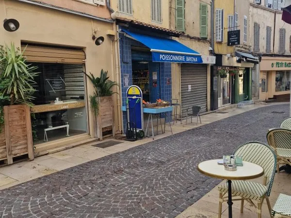 Vente fonds de commerce Divers commerces proximité à La ciotat