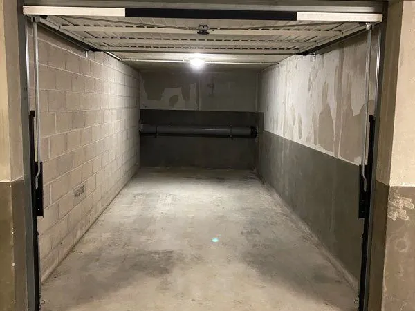 Grand garage secteur Robertsau