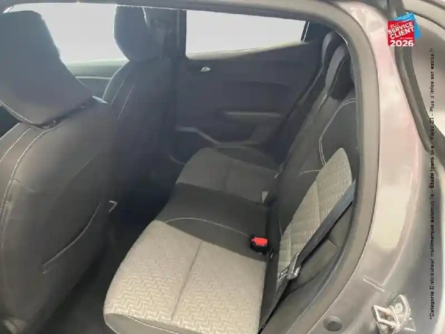 Renault Clio 1.5 blue dci 100ch evolution — photo 11